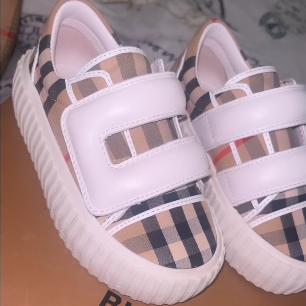 Kids Burberry sneakers